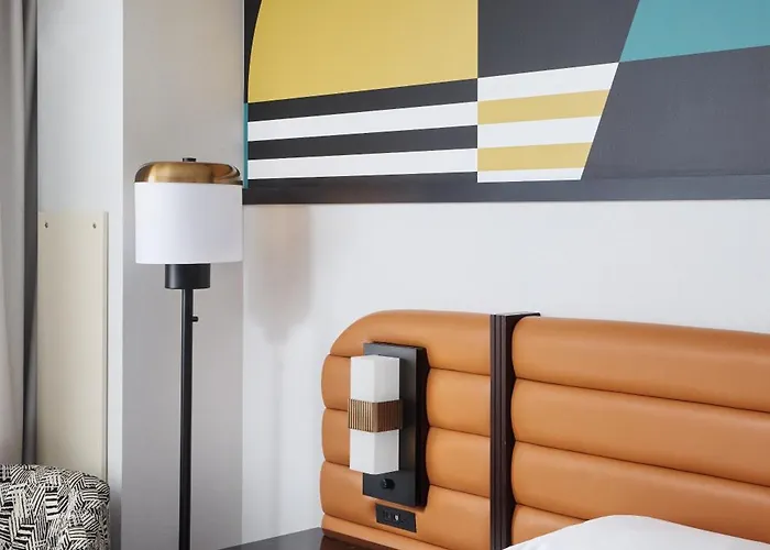 Hyatt Centric Chicago Ohare 4*