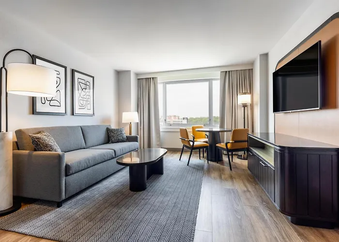 Hyatt Centric Chicago Ohare