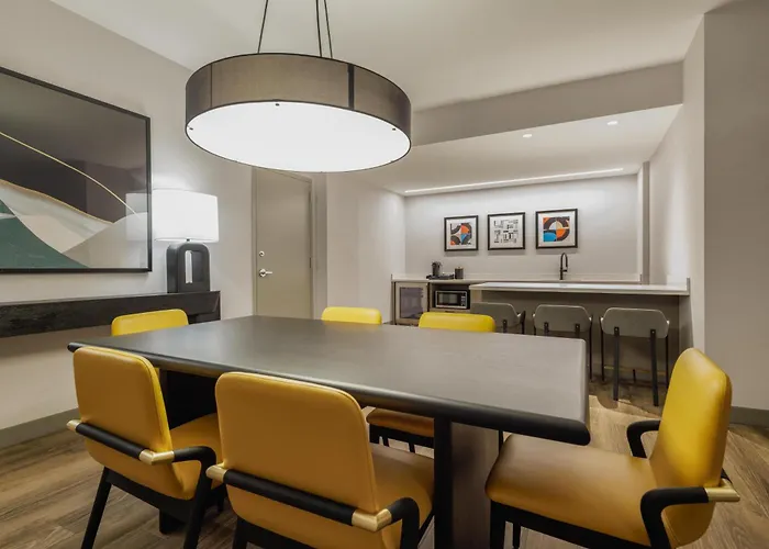 Hyatt Centric Chicago Ohare 4*