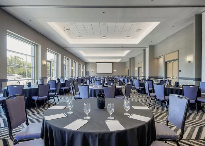 Hyatt Centric Chicago Ohare 4*